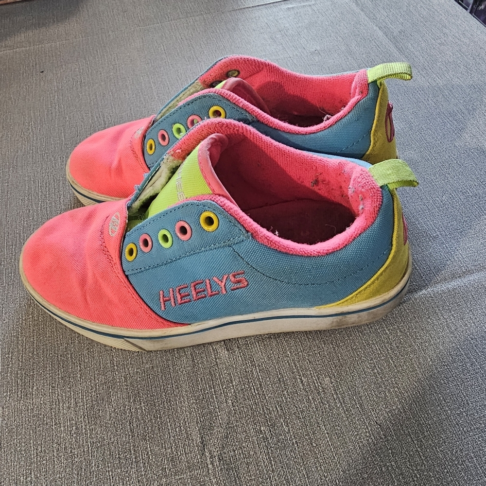 Heelys Multicolor Neon Colorblock Roller Shoes Youth Size 2 Pink Blue Yellow